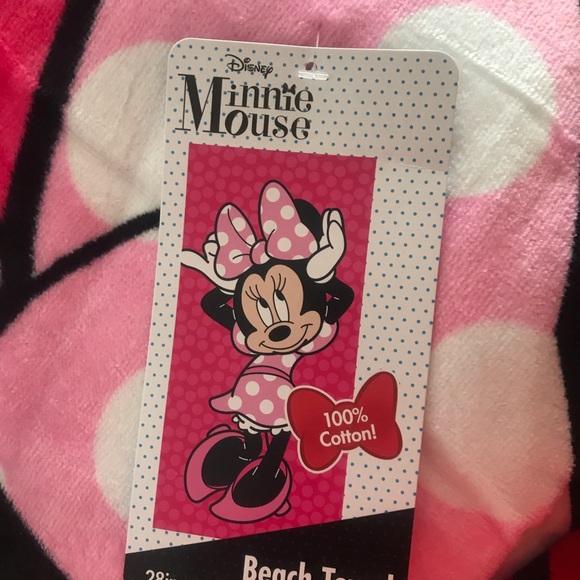 COPY - Last one!! Minnie Mouse beach towel - Picture 2 of 2